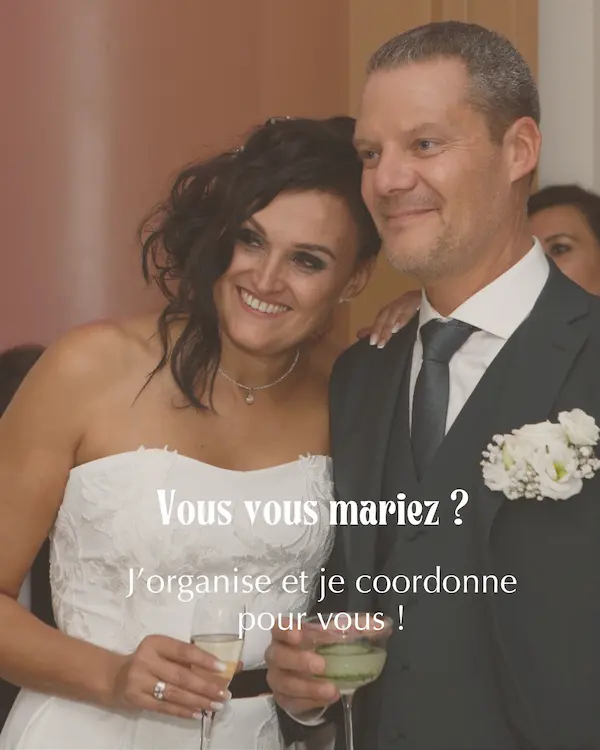 Un couple le jour de leur mariage